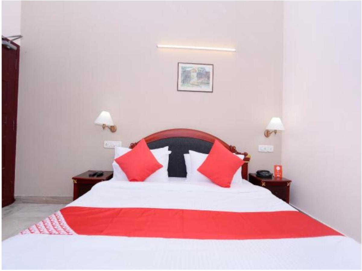 Karthika Residency Apartment Kochi Exterior foto